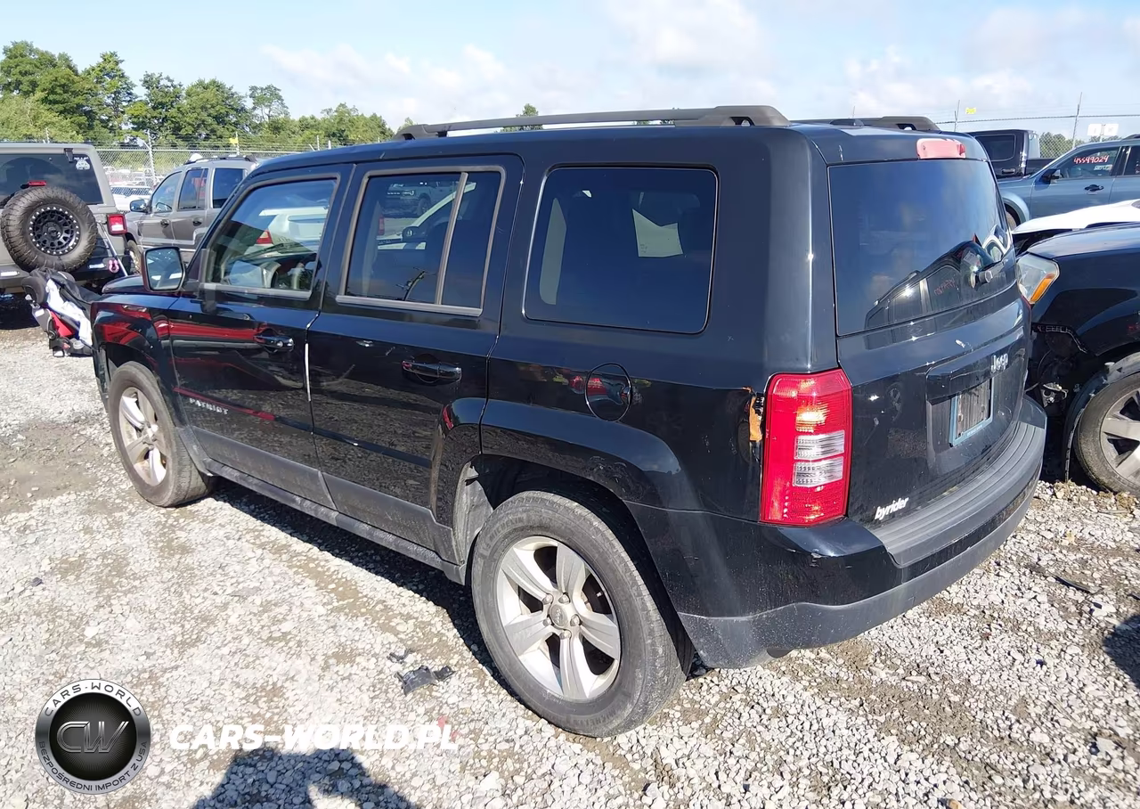 2014 Jeep Patriot Latitude VIN:1C4NJPFA2ED648404 - 3