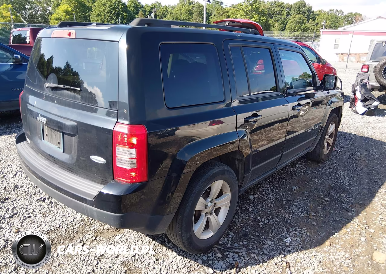 2014 Jeep Patriot Latitude VIN:1C4NJPFA2ED648404 - 4