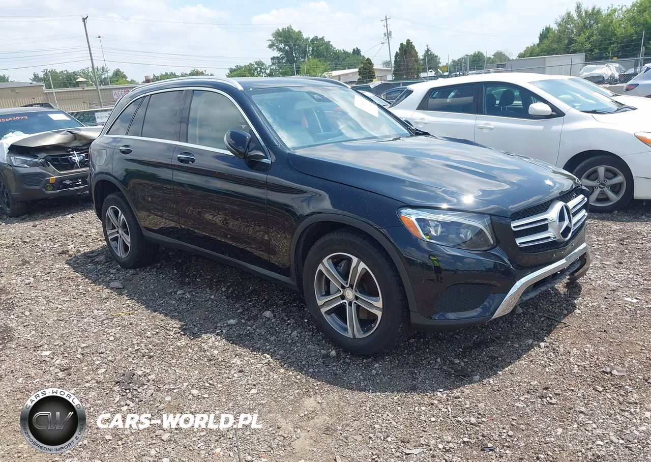 2016 Mercedes-Benz Glc 300 4Matic – zdjęcie 1 z 17