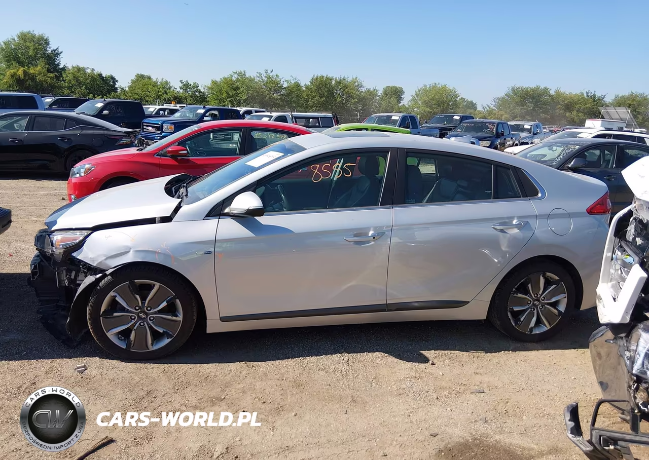 2017 Hyundai Ioniq Hybrid Limited VIN:KMHC85LC7HU049110 - 15