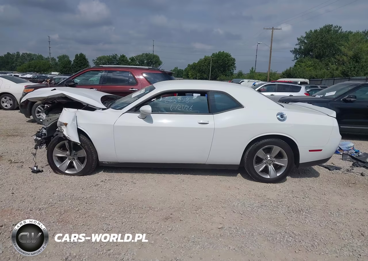 2021 Dodge Challenger Sxt VIN:2C3CDZAG5MH627073 - 15