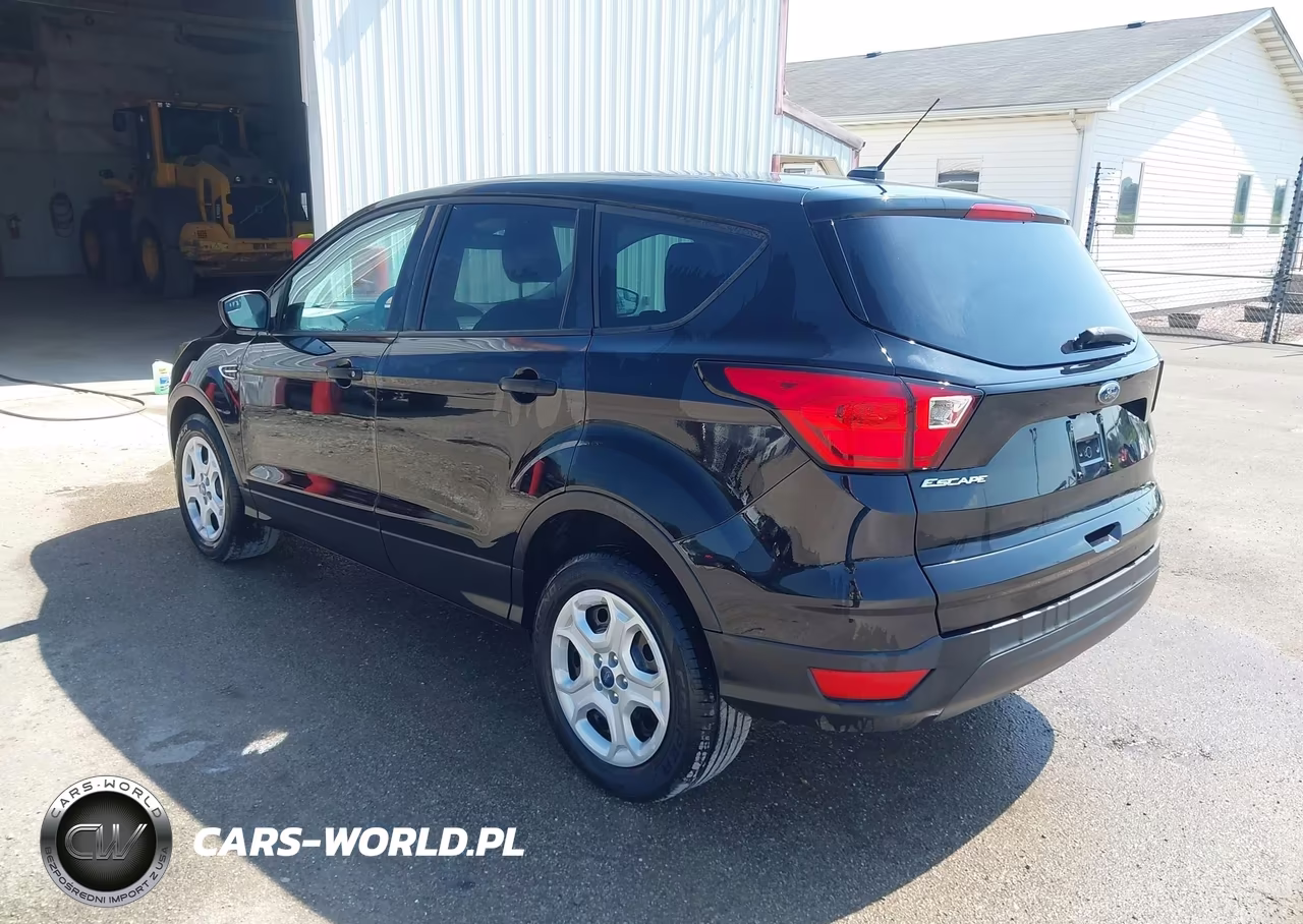 2019 Ford Escape S VIN:1FMCU0F78KUB88960 - 3