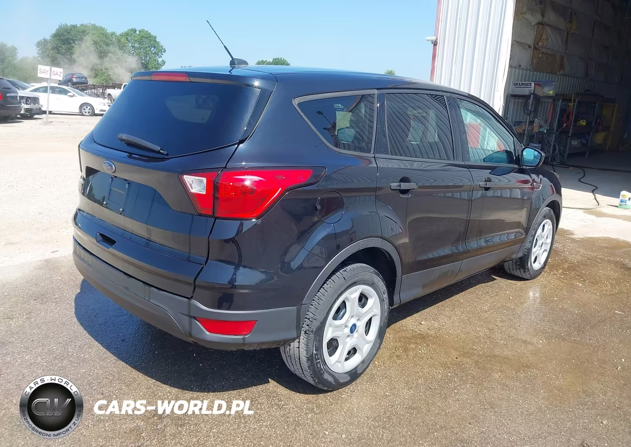 2019 Ford Escape S VIN:1FMCU0F78KUB88960 - 4