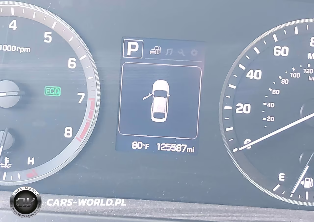 2015 Hyundai Sonata Sport VIN:5NPE34AFXFH064503 - 15