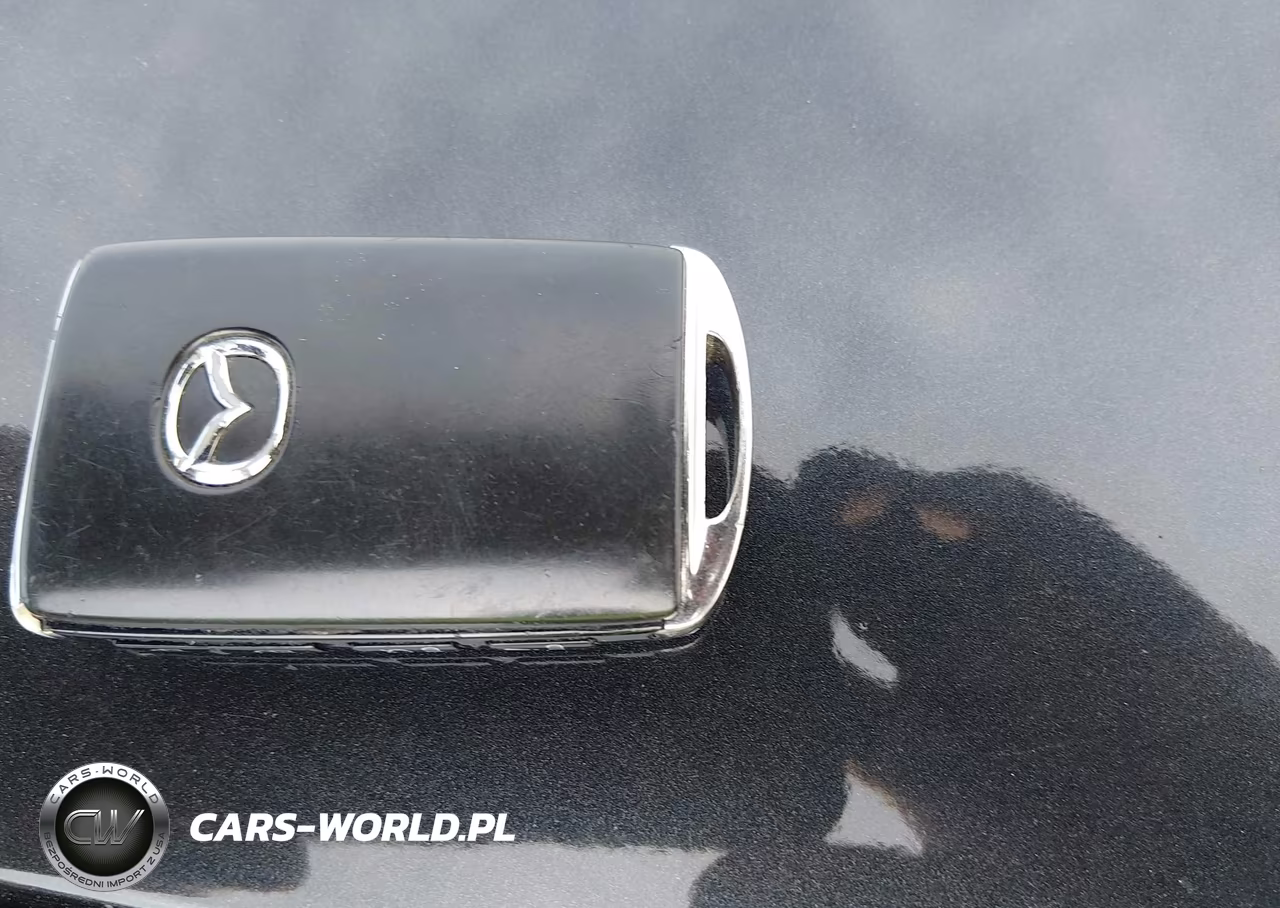 2020 Mazda Mazda3 Select Package VIN:3MZBPACL9LM131779 - 11
