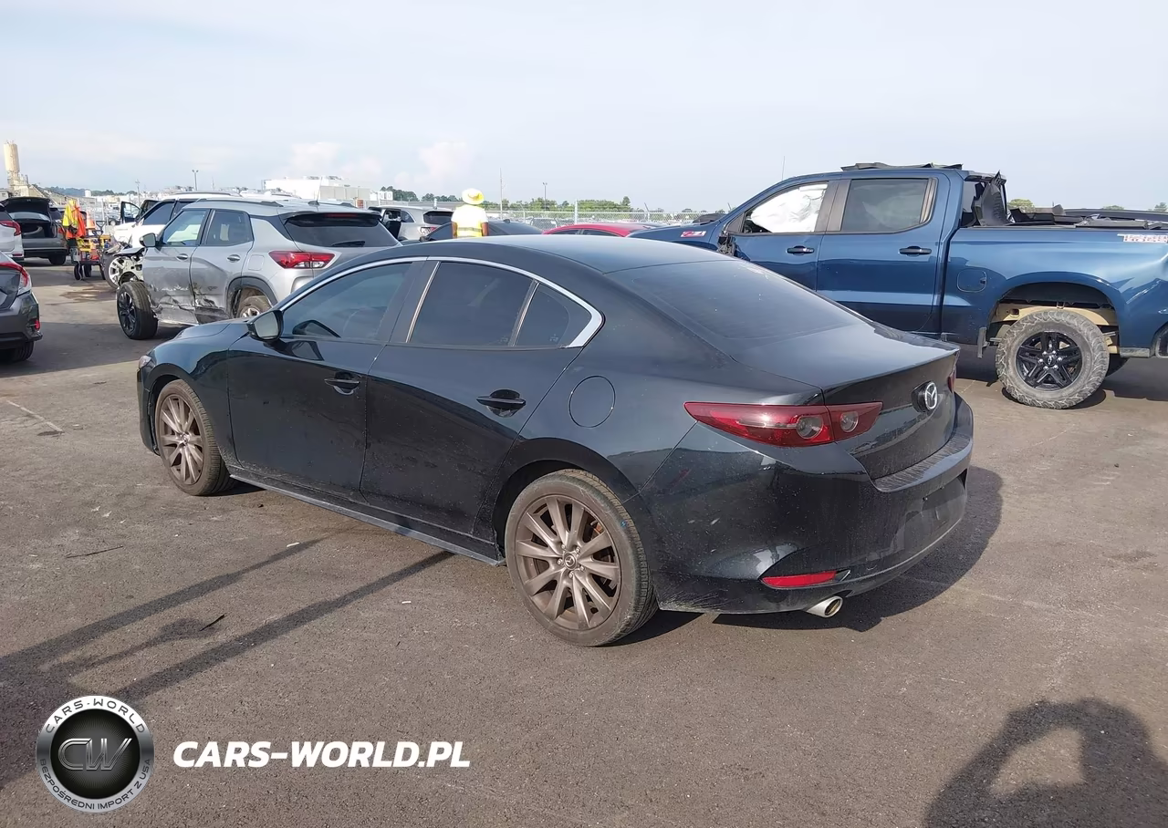 2020 Mazda Mazda3 Select Package VIN:3MZBPACL9LM131779 - 3