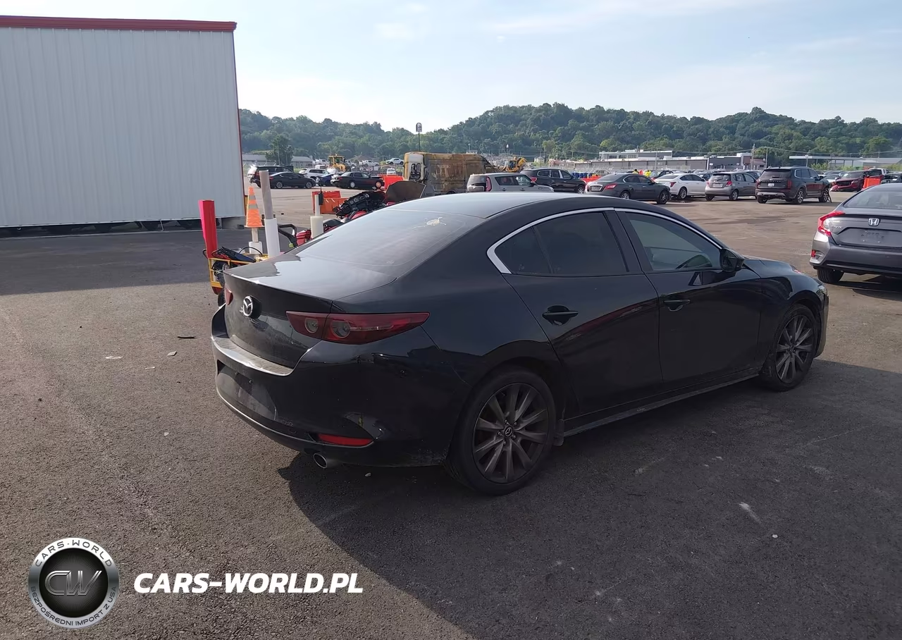 2020 Mazda Mazda3 Select Package VIN:3MZBPACL9LM131779 - 4