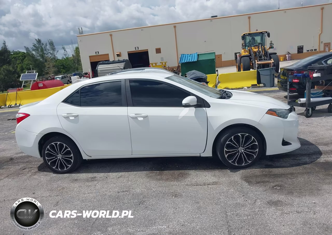 2014 Toyota Corolla S Plus VIN:2T1BURHE4EC186513 - 13