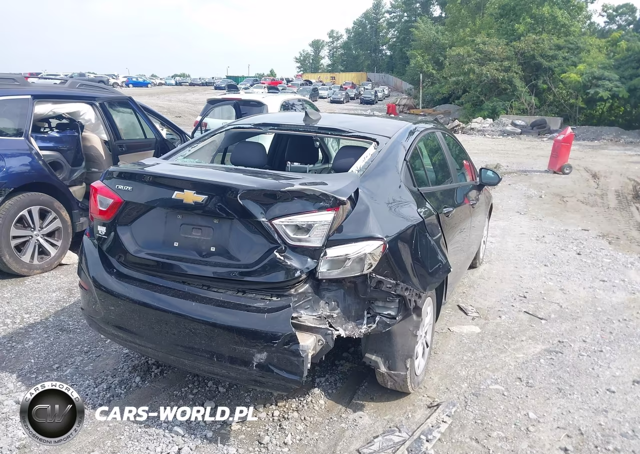 2019 Chevrolet Cruze Ls VIN:1G1BC5SM1K7150151 - 4