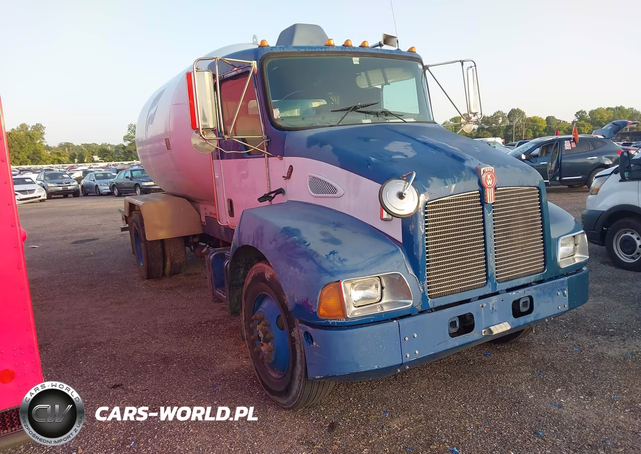 2004 Kenworth Construction T300