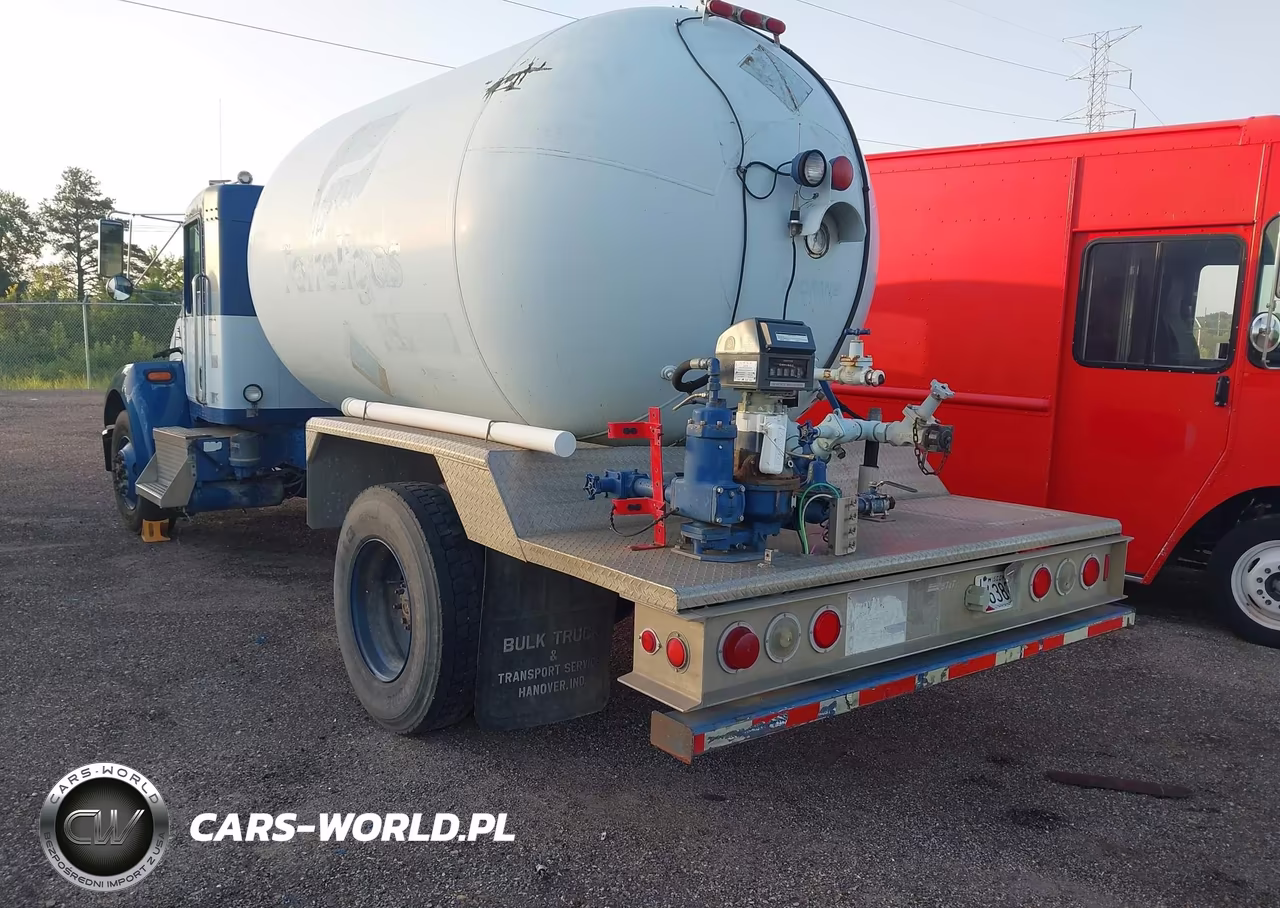 2004 Kenworth Construction T300 VIN:2NKMHD7X04M057004 - 3