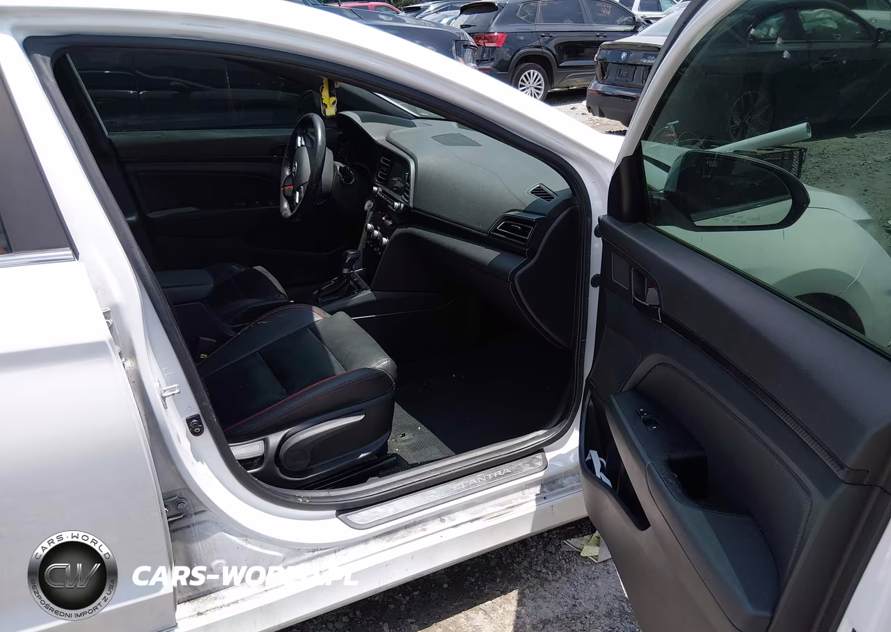 2020 Hyundai Elantra Sport VIN:KMHD04LB1LU979770 - 5
