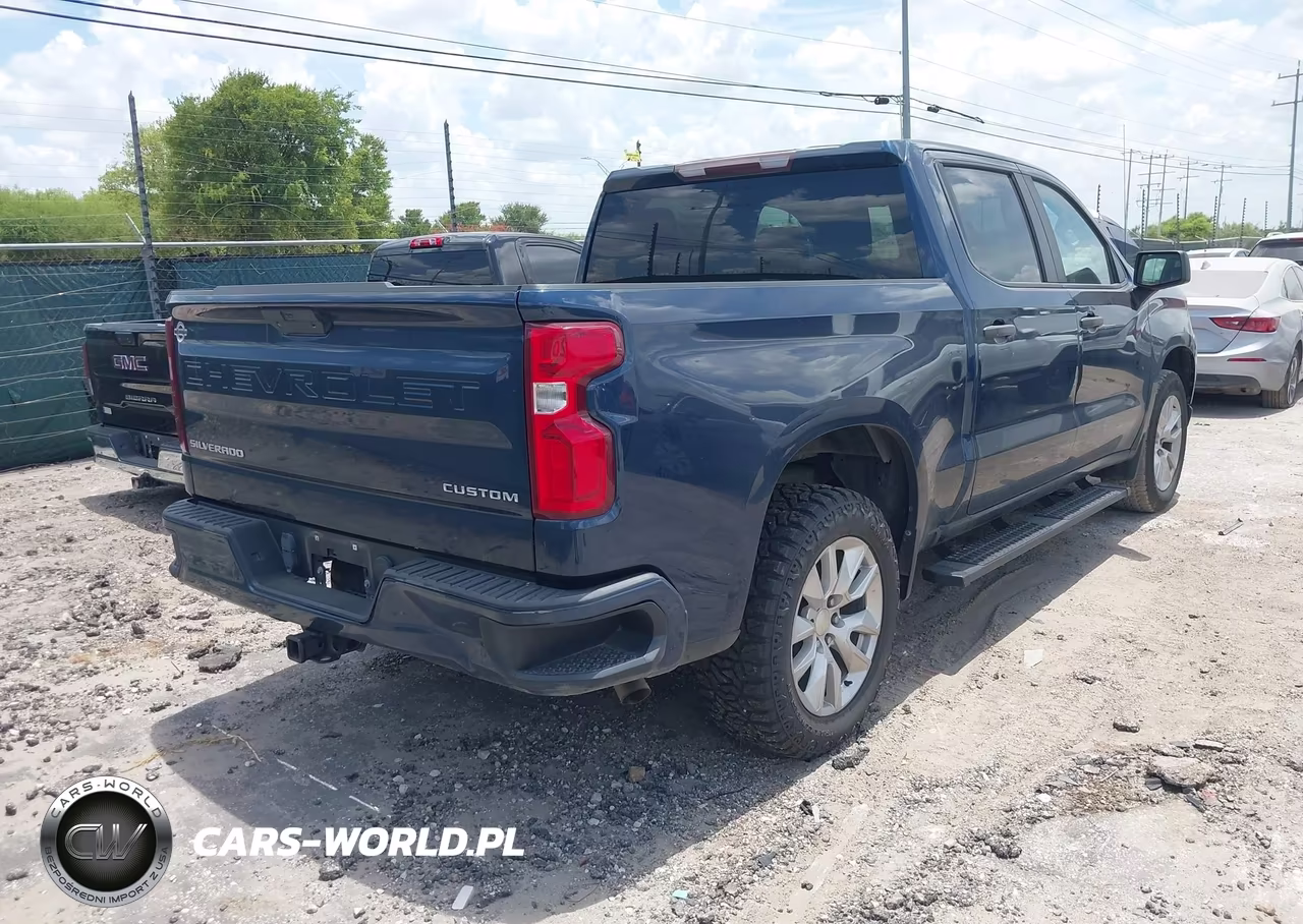 2021 Chevrolet Silverado 1500 2Wd Short Bed Custom VIN:1GCPWBEK5MZ117562 - 4