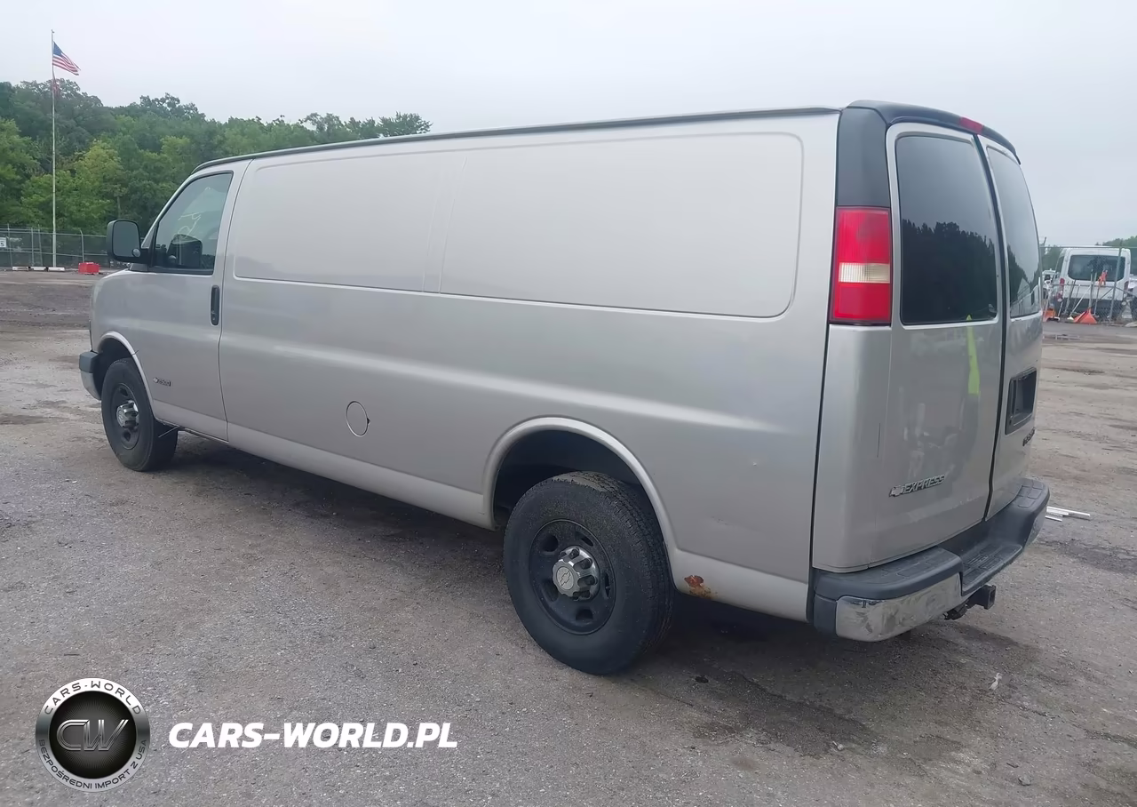 2006 Chevrolet Express Cargo Van Work Van VIN:1GCGG29V861257348 - 3