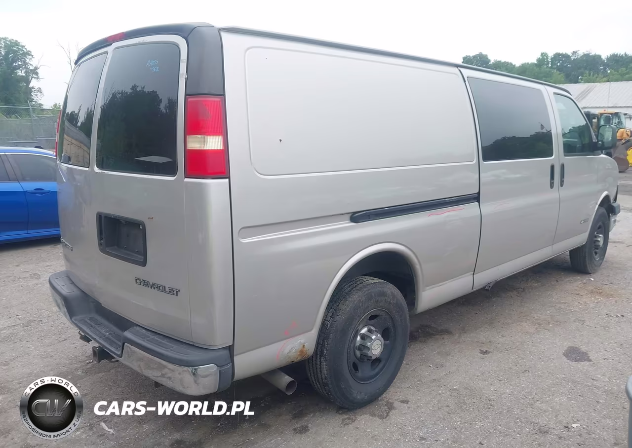2006 Chevrolet Express Cargo Van Work Van VIN:1GCGG29V861257348 - 4
