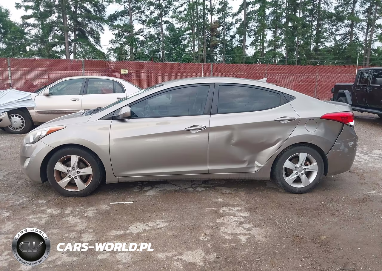 2013 Hyundai Elantra Gls VIN:5NPDH4AEXDH318115 - 14