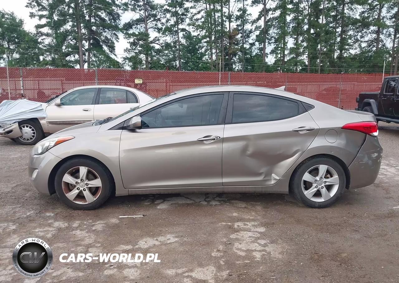 2013 Hyundai Elantra Gls VIN:5NPDH4AEXDH318115 - 6
