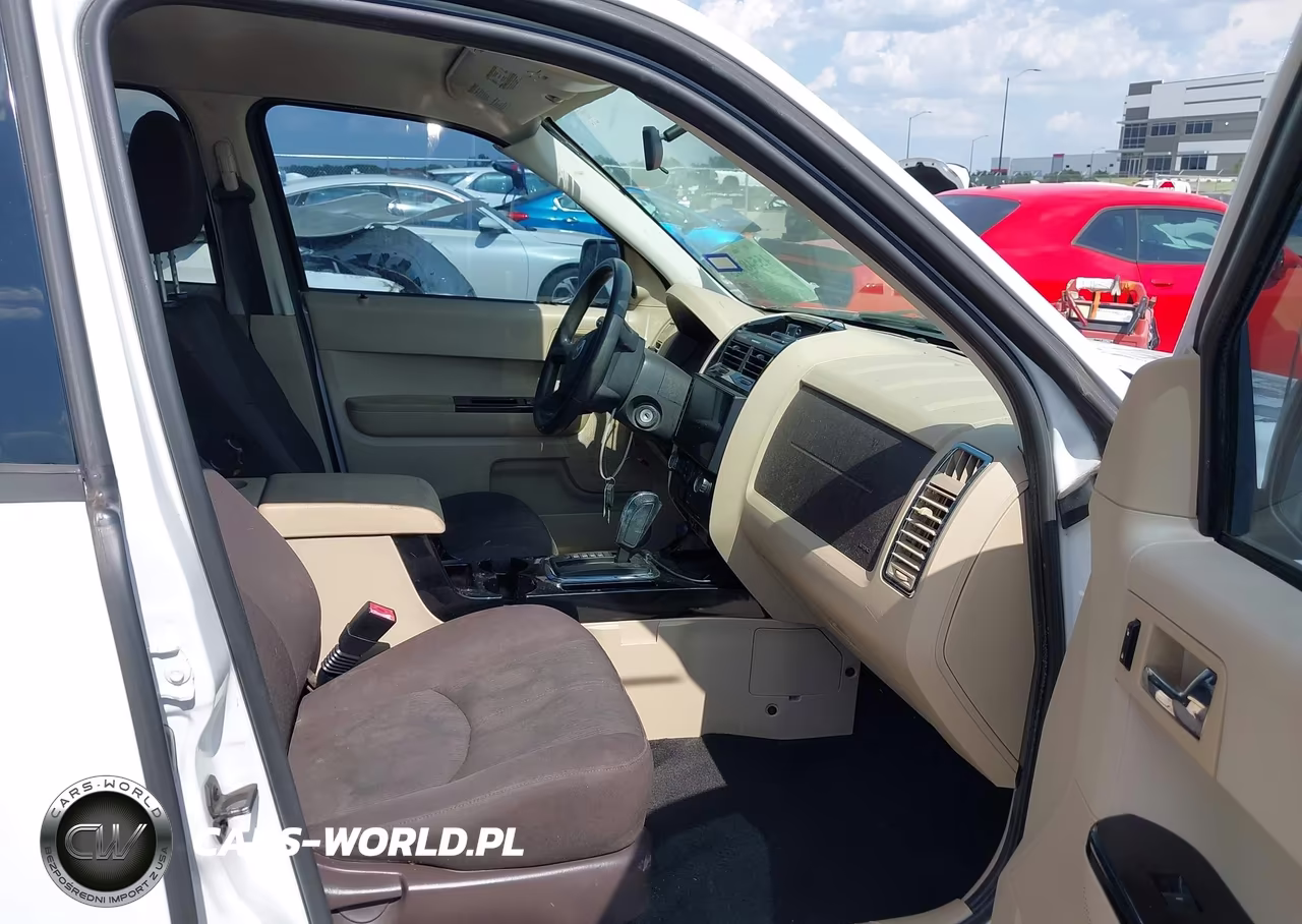 2008 Mazda Tribute I Touring VIN:4F2CZ02Z98KM30415 - 5
