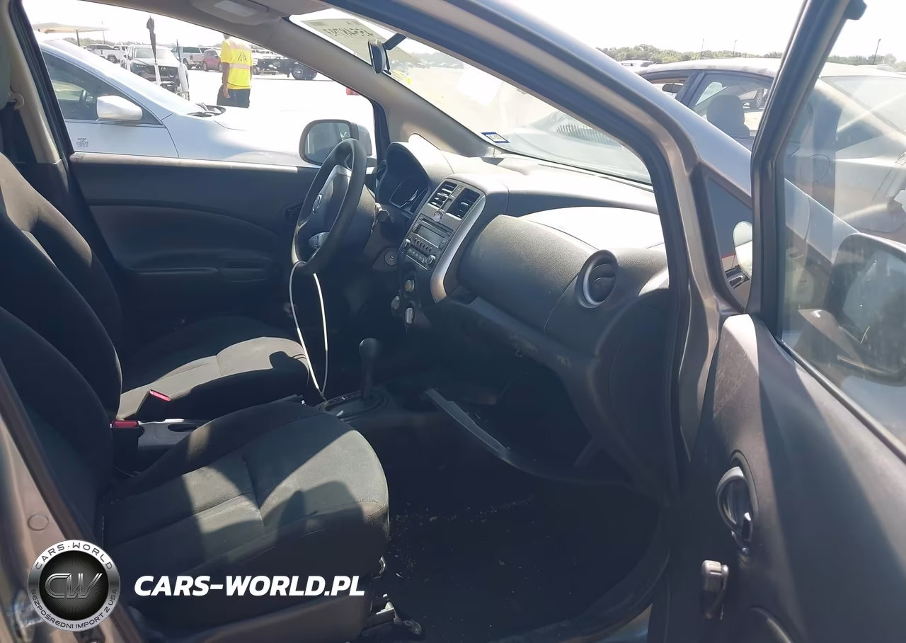 2014 Nissan Versa Note S Plus VIN:3N1CE2CP7EL371141 - 5