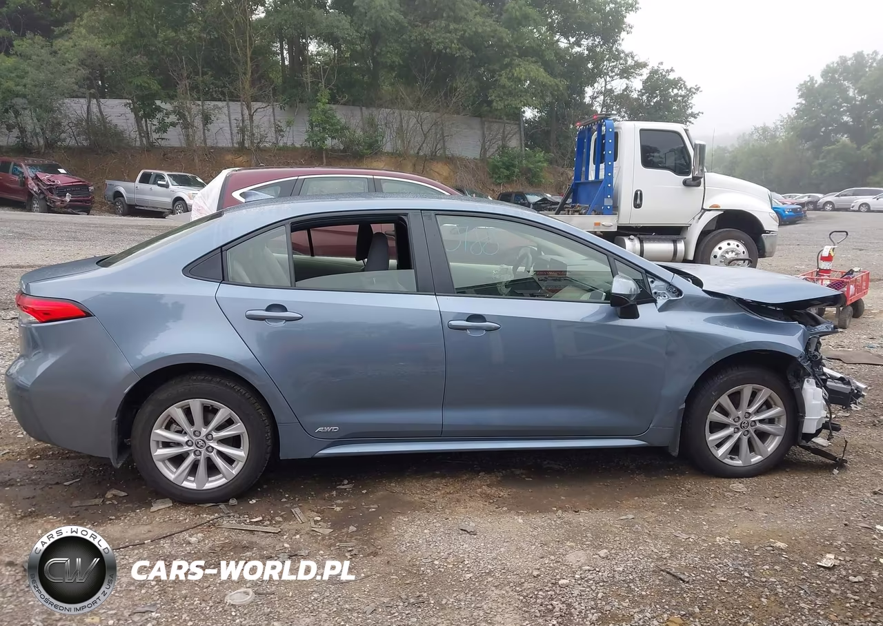 2026 Toyota Corolla Hybrid Hybrid Le VIN:JTDBDMHE1T3030020 - 14