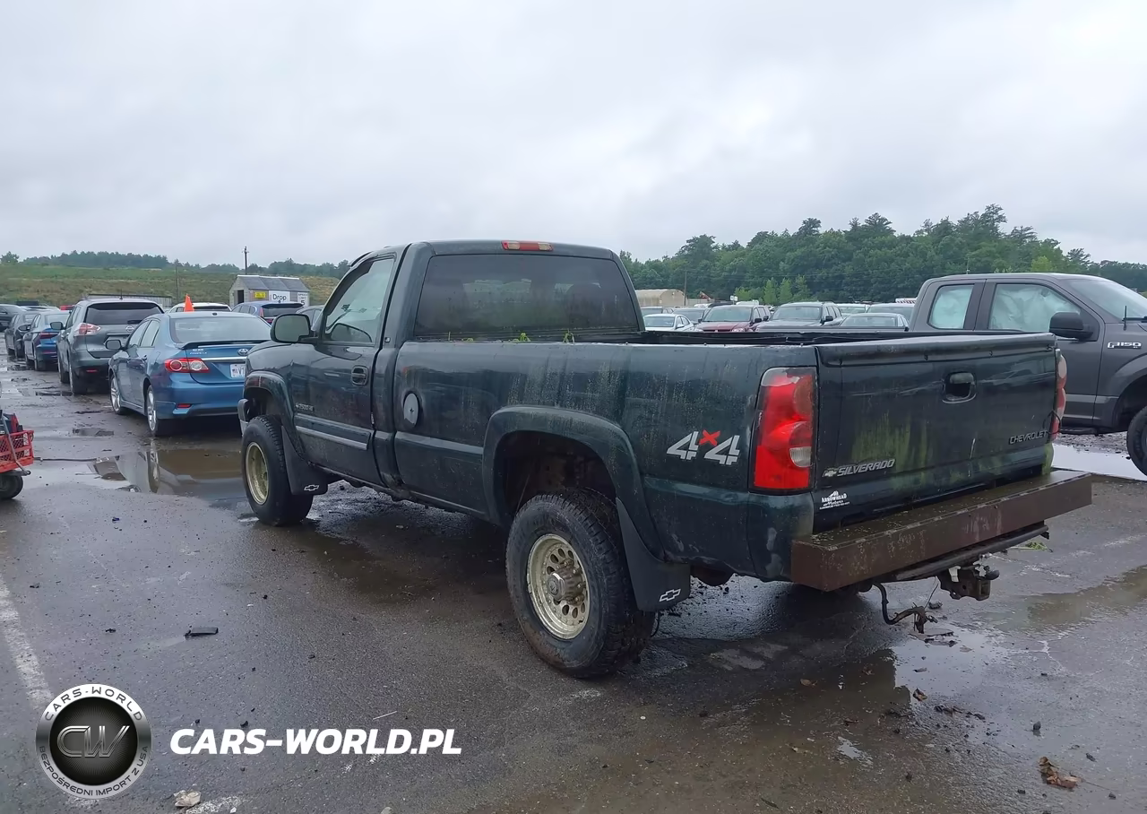 2005 Chevrolet Silverado 2500Hd Ls VIN:1GCHK24UX5E296340 - 3