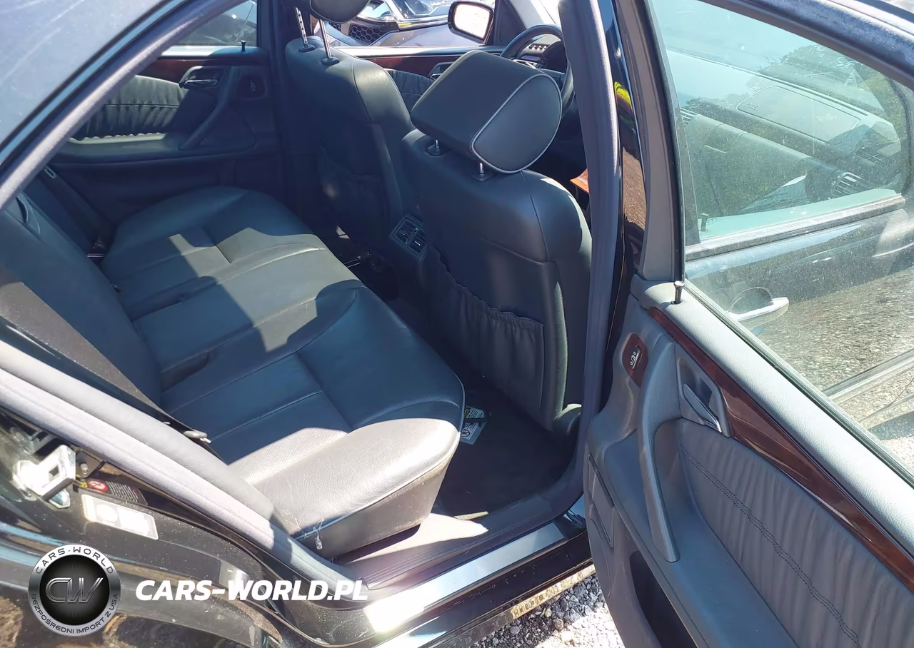 2000 Mercedes-Benz E 320 VIN:WDBJF65J7YB087482 - 8