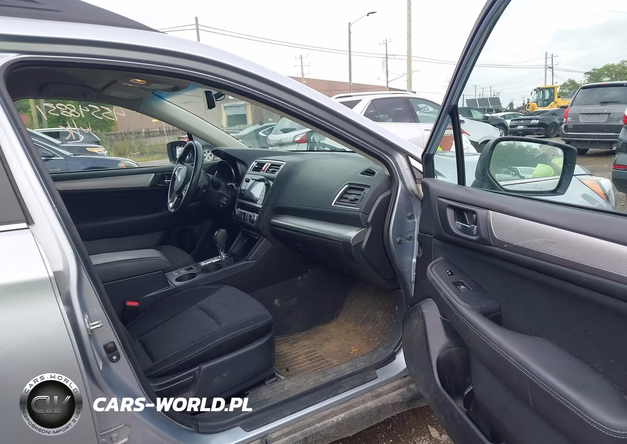 2017 Subaru Outback 2.5I Premium VIN:4S4BSACC2H3272201 - 5