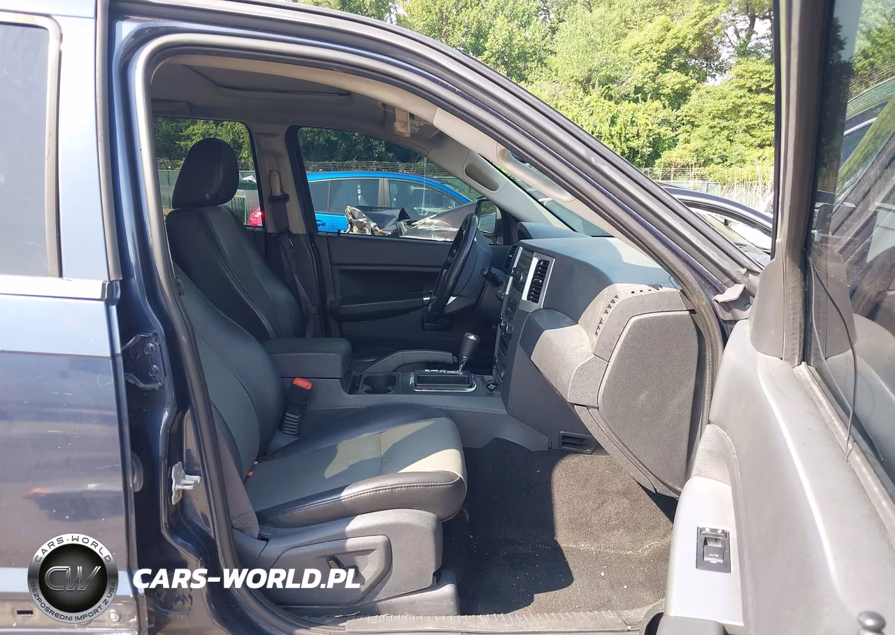 2008 Jeep Grand Cherokee Laredo VIN:1J8GR48K48C218351 - 5