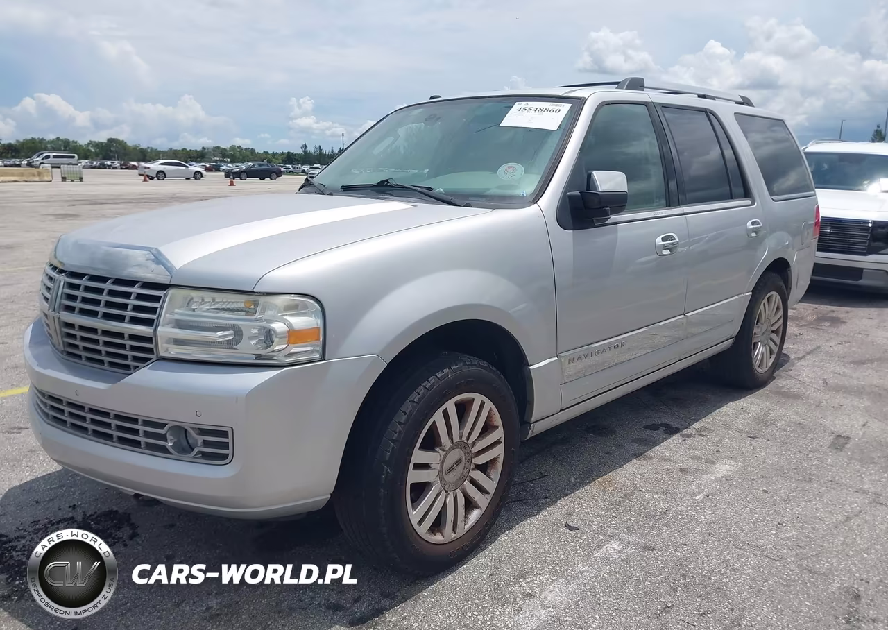 2011 Lincoln Navigator VIN:5LMJJ2H58BEJ10015 - 2