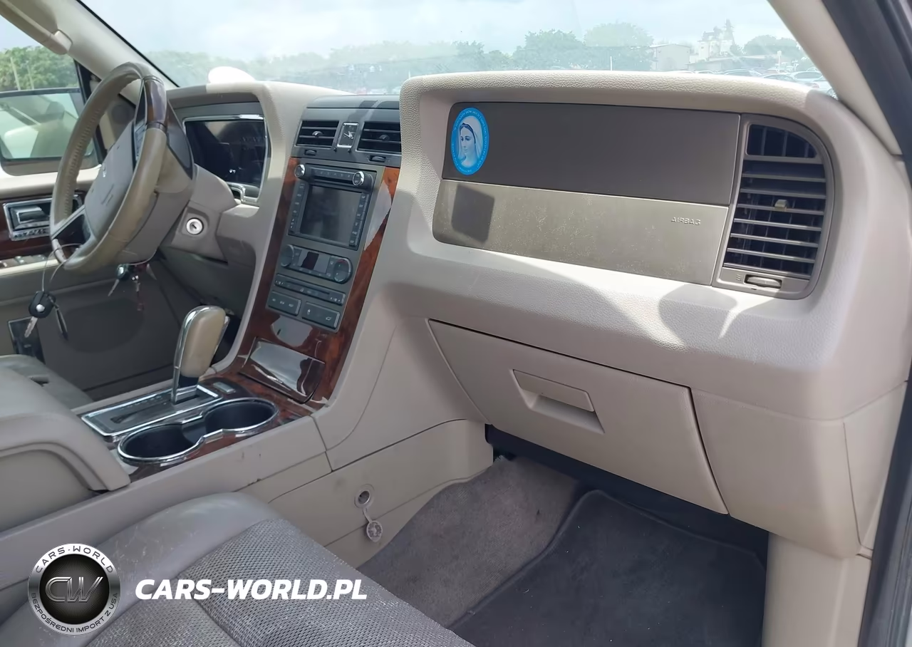 2011 Lincoln Navigator VIN:5LMJJ2H58BEJ10015 - 5