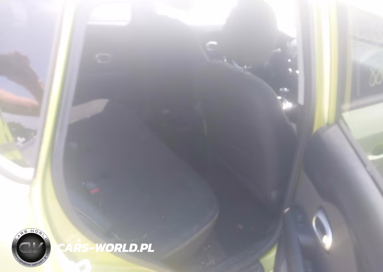 2014 Kia Soul + VIN:KNDJP3A59E7707673 - 8