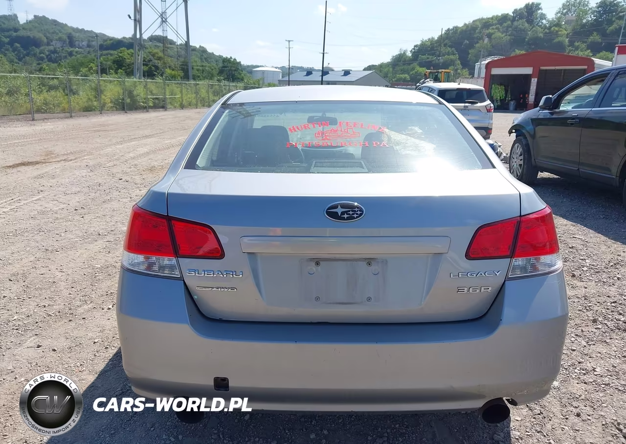 2010 Subaru Legacy 3.6R Limited VIN:4S3BMDK64A2240325 - 13