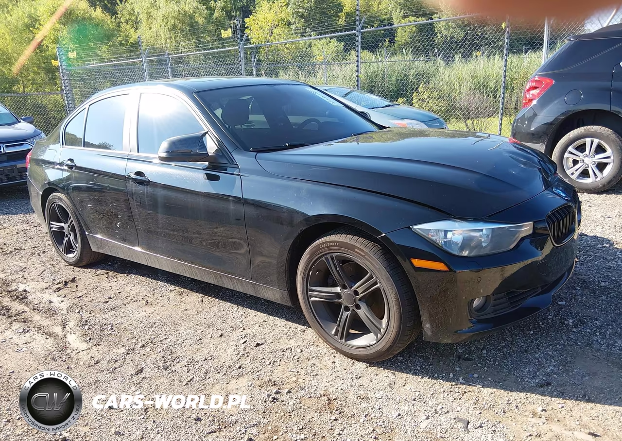 2013 BMW 328I xDrive – zdjęcie 1 z 15