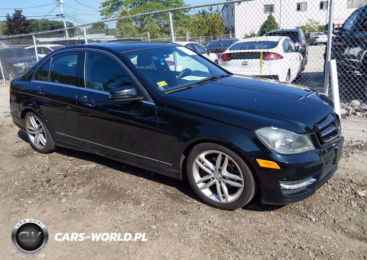 2012 Mercedes-Benz C 300 Sport 4Matic – zdjęcie 1 z 14