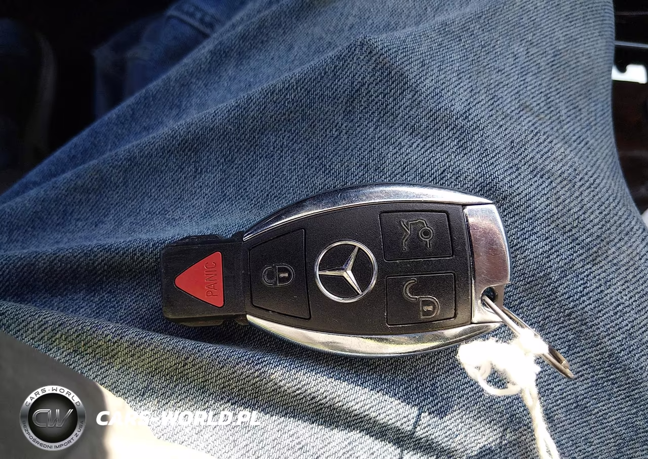 2012 Mercedes-Benz C 300 Sport 4Matic VIN:WDDGF8BB3CA692821 - 11