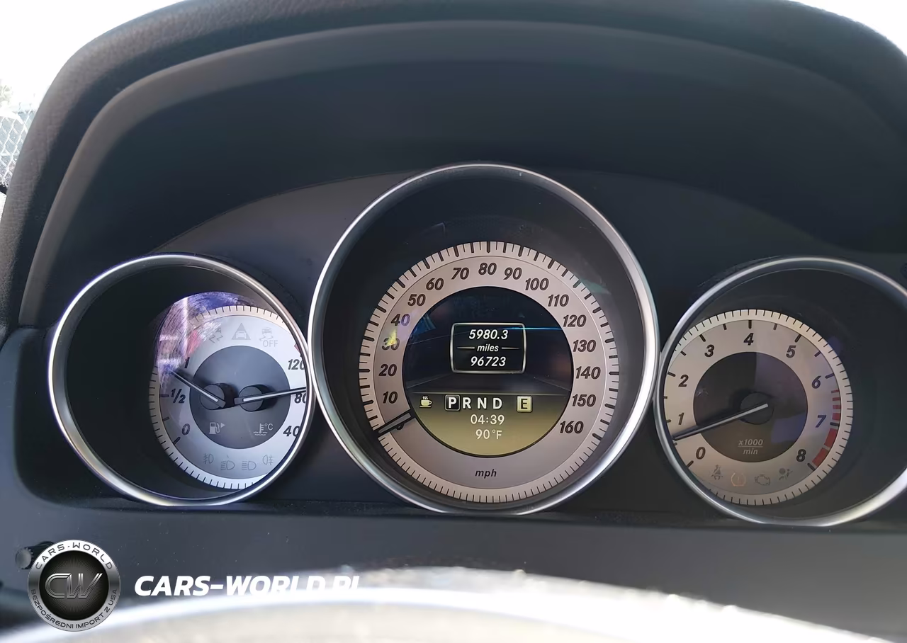 2012 Mercedes-Benz C 300 Sport 4Matic VIN:WDDGF8BB3CA692821 - 7