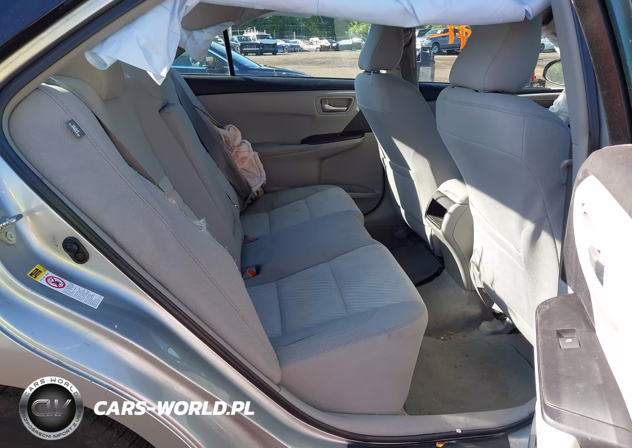 2015 Toyota Camry Le VIN:4T4BF1FKXFR469444 - 8