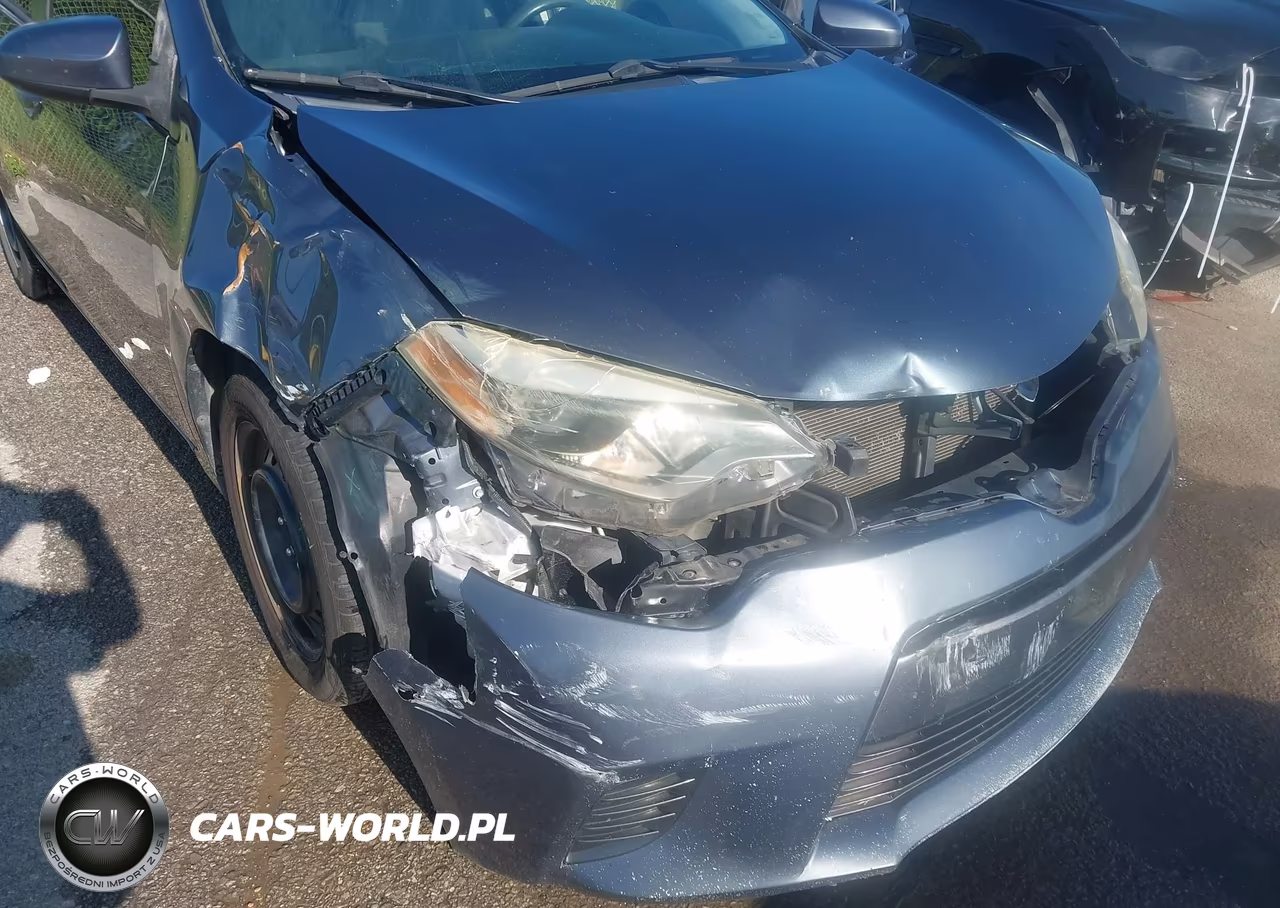 2015 Toyota Corolla Le VIN:2T1BURHE2FC352917 - 6
