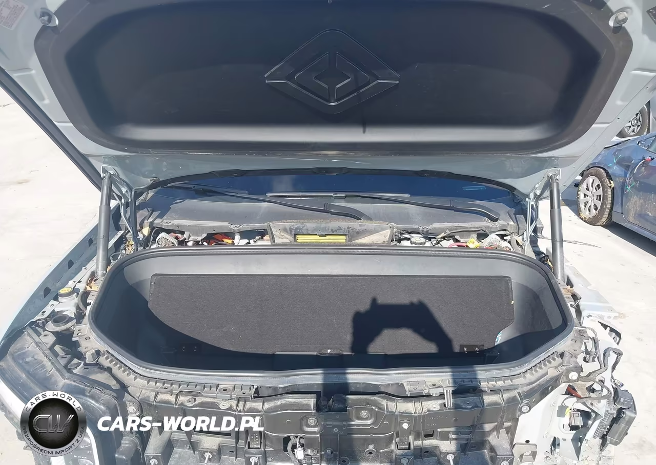 2022 Rivian R1T Adventure VIN:7FCTGAAA4NN015823 - 10