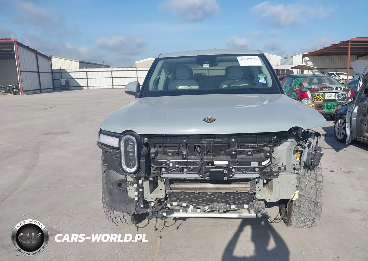 2022 Rivian R1T Adventure VIN:7FCTGAAA4NN015823 - 13