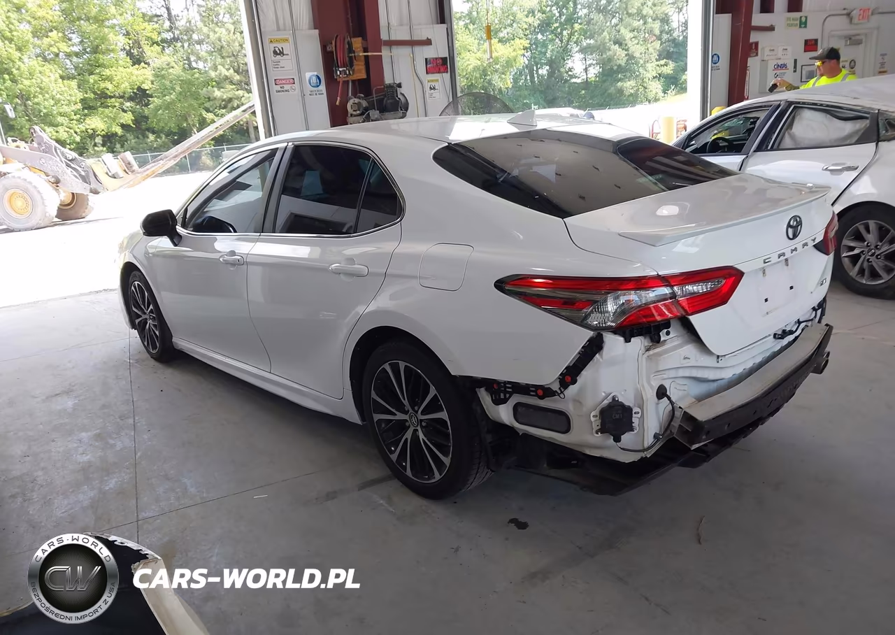 2019 Toyota Camry Se VIN:4T1B11HK8KU166338 - 3