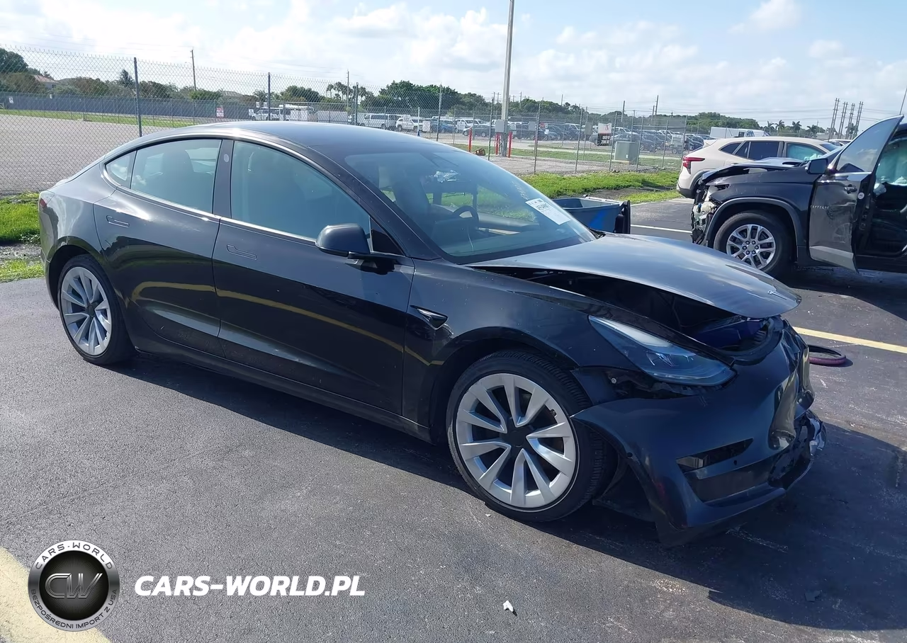 2022 Tesla Model 3 Rear-Wheel Drive – zdjęcie 1 z 14