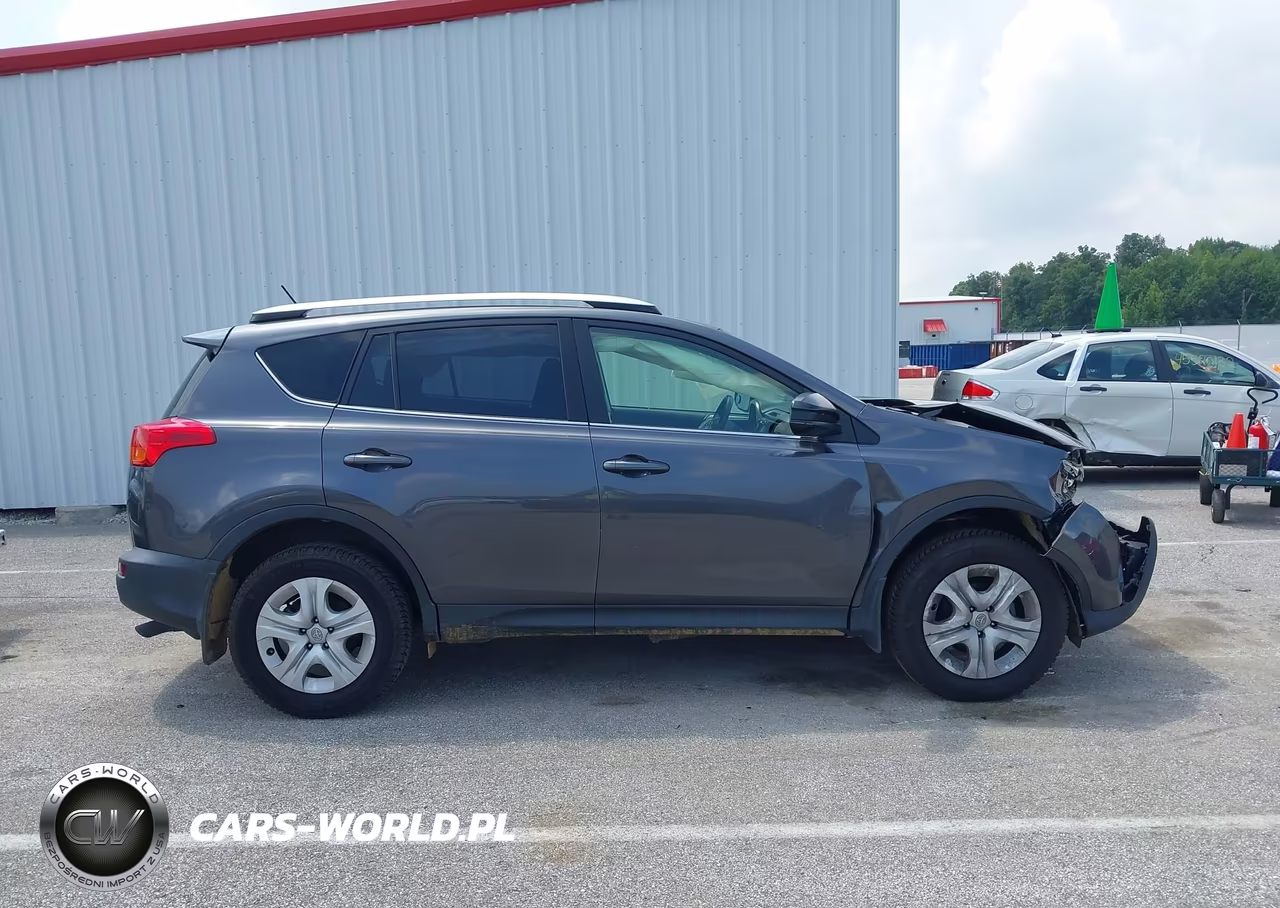 2015 Toyota Rav4 Le VIN:JTMBFREVXFJ025054 - 13