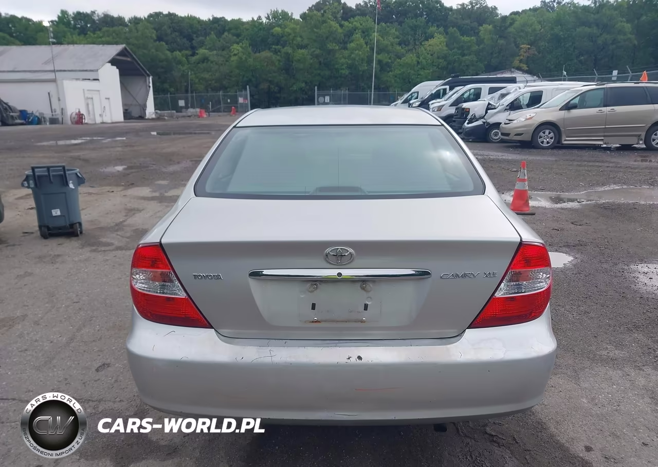 2004 Toyota Camry Xle VIN:4T1BE30KX4U849656 - 16