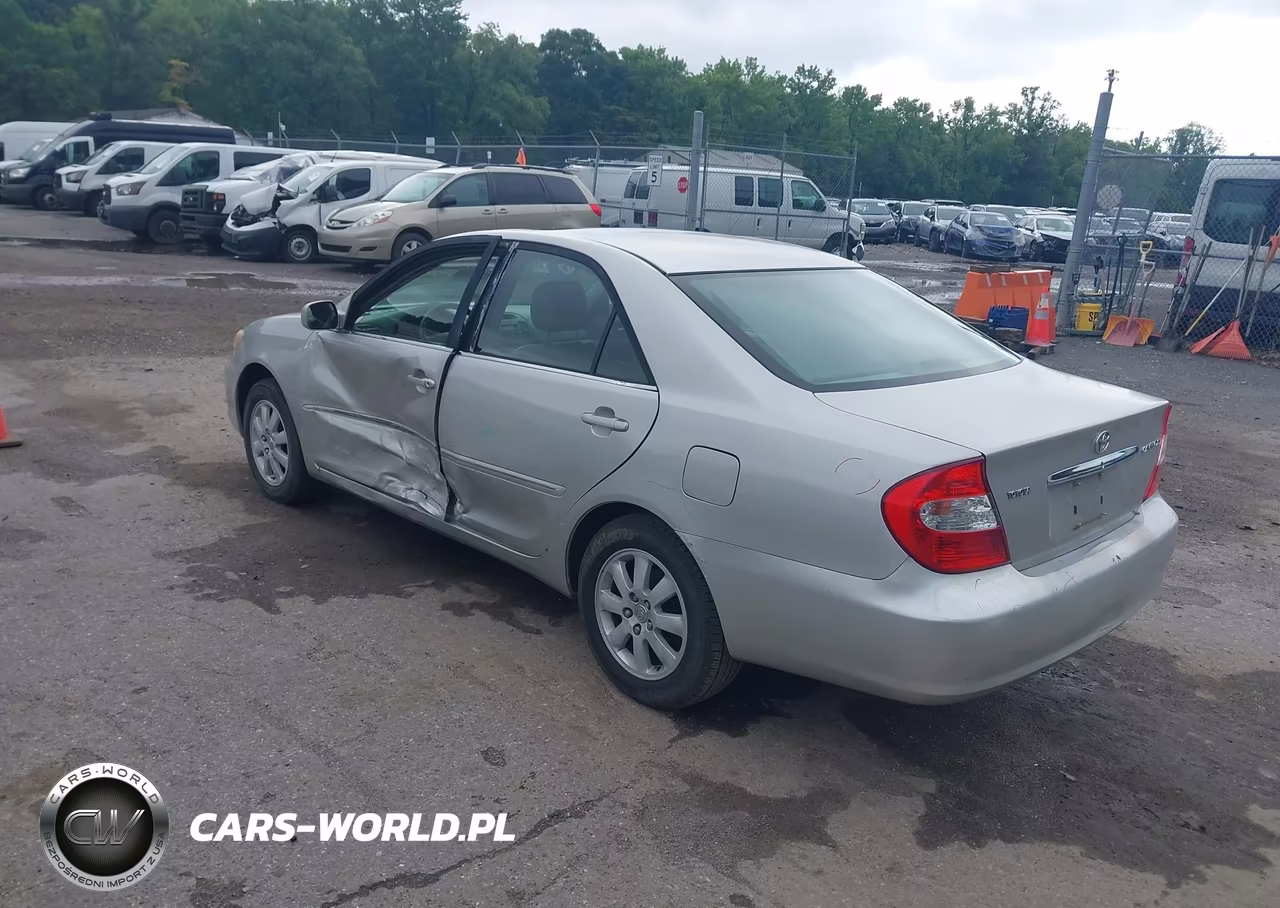 2004 Toyota Camry Xle VIN:4T1BE30KX4U849656 - 3