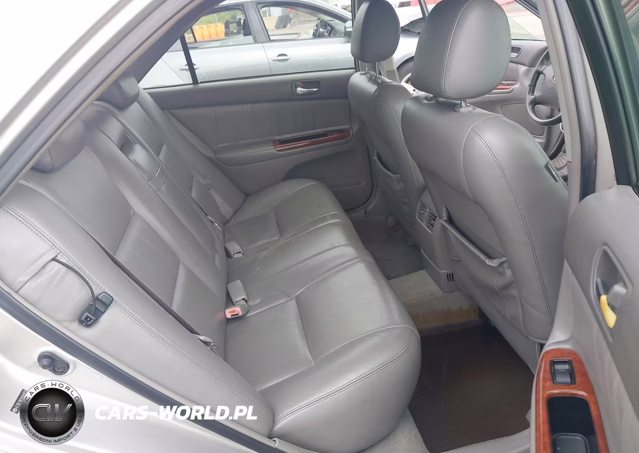 2004 Toyota Camry Xle VIN:4T1BE30KX4U849656 - 8