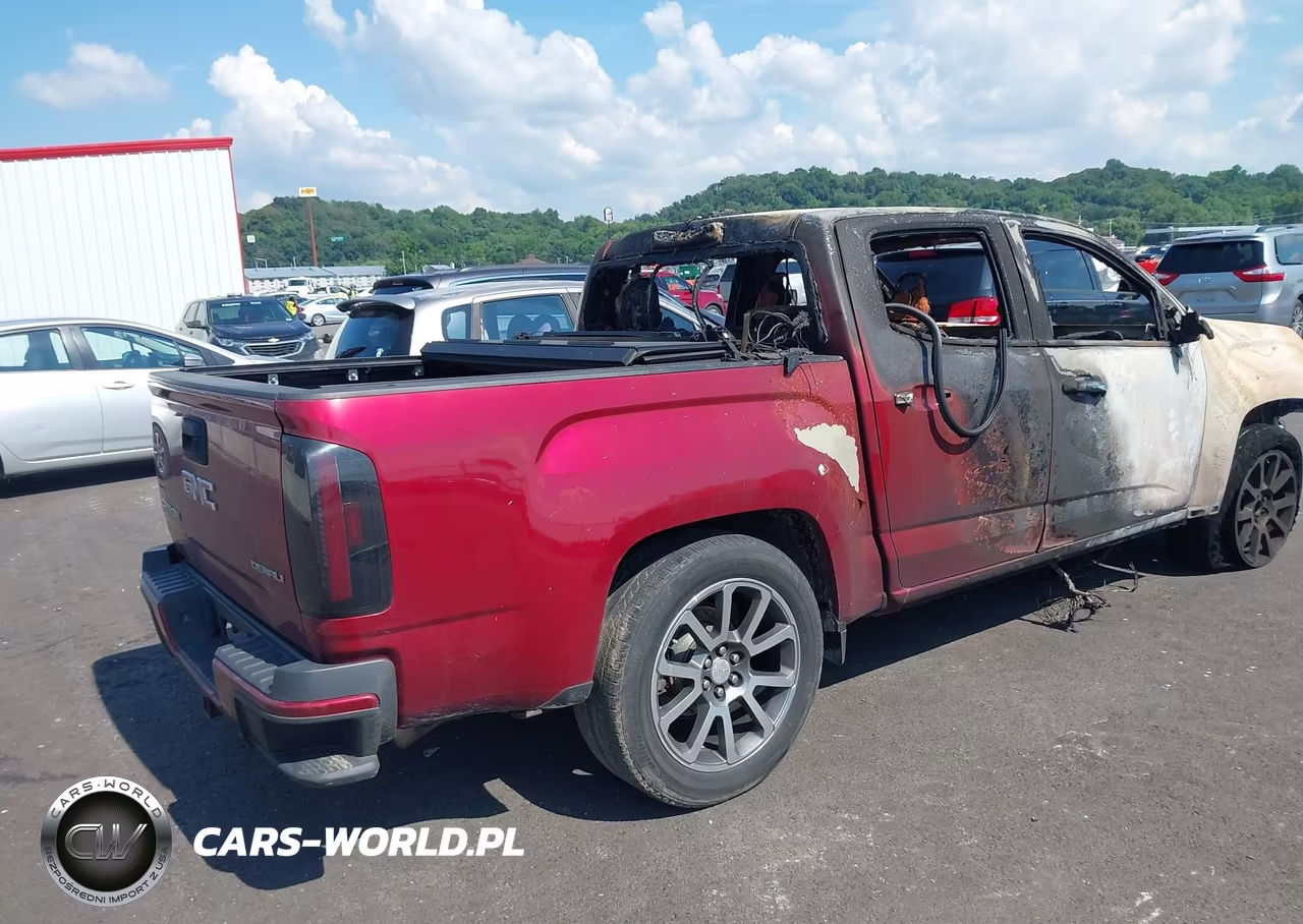 2017 GMC Canyon Denali VIN:1GTP6EE10H1271352 - 4