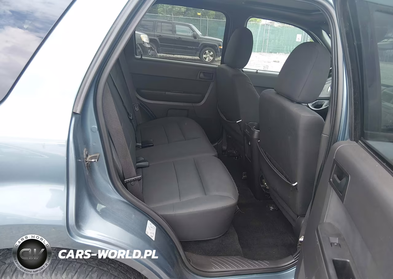 2011 Ford Escape Xlt VIN:1FMCU9D79BKB71636 - 8