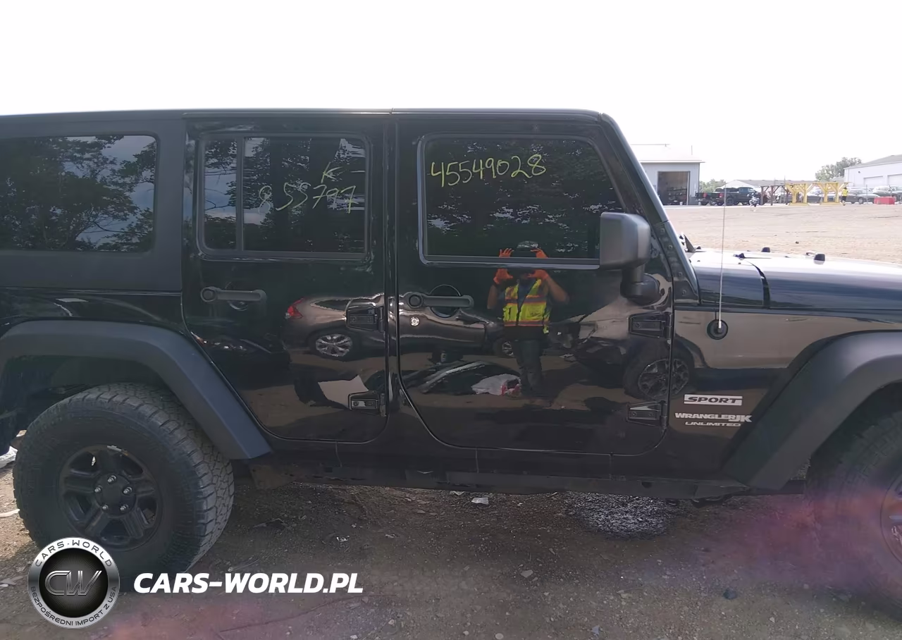 2018 Jeep Wrangler Jk Unlimited Sport 4X4 VIN:1C4BJWDG2JL855797 - 13