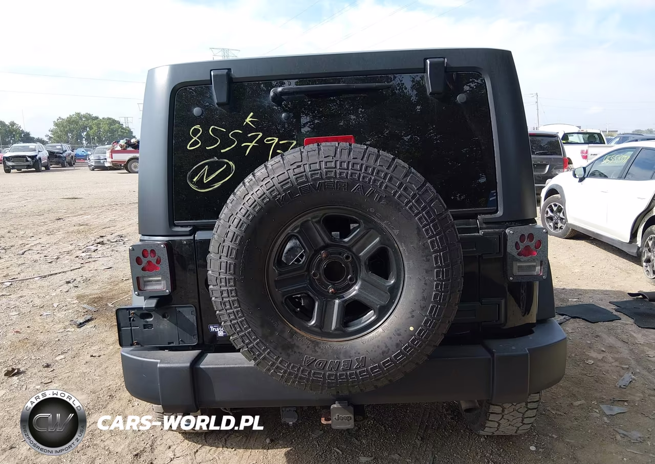 2018 Jeep Wrangler Jk Unlimited Sport 4X4 VIN:1C4BJWDG2JL855797 - 16